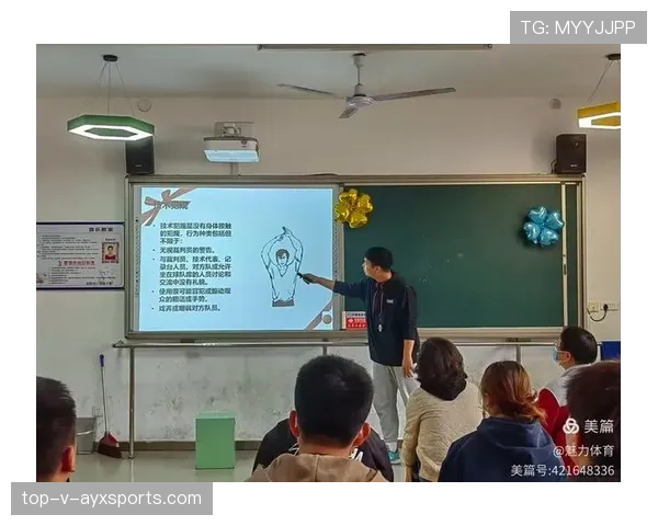 判罚科普：如何界定脚踢球违例的正确场景？